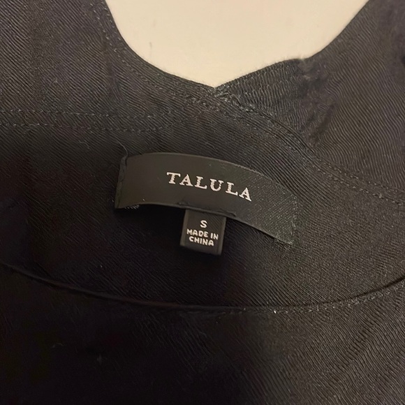 Aritzia Talula Fitted Black Overalls - Women’s Size Small - Picture 7 of 7